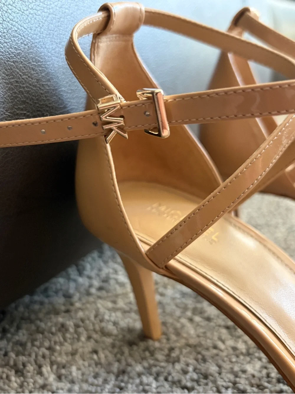 Michael Kors Nude Patent Leather Ankle Strap Heels Size 8M -VIEW CALL OUTS